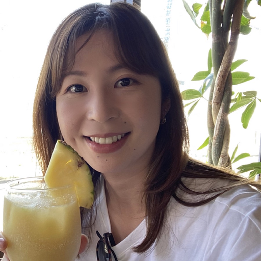 肥塚 恭子